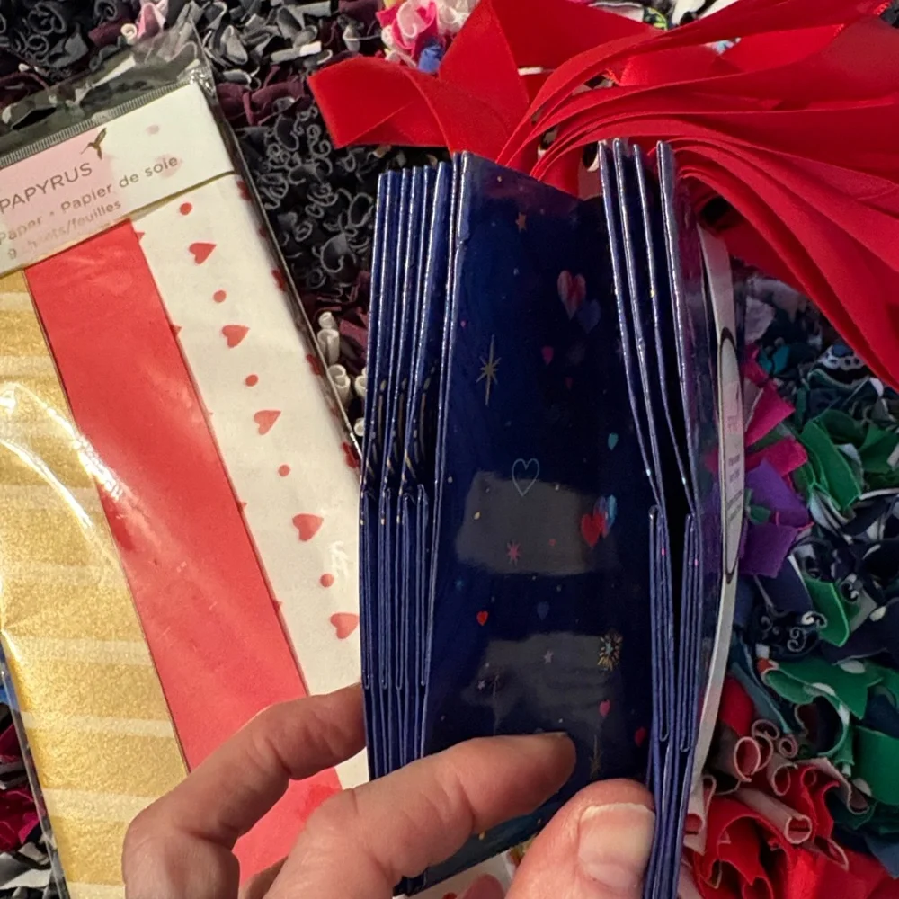 🆕Papyrus Heart Bags And Tissue Bundle